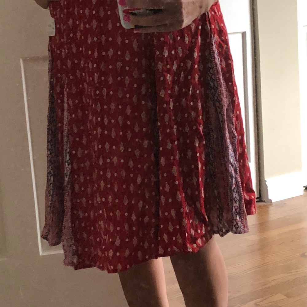 Red Skirt - Picture 6 of 7